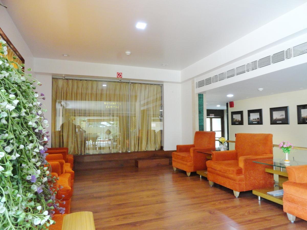 The Senator Hotel Kolkata Luaran gambar