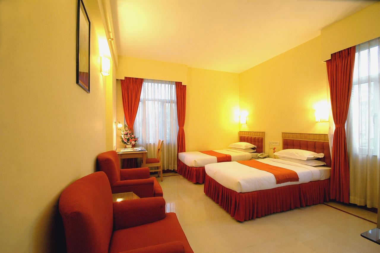 The Senator Hotel Kolkata Luaran gambar