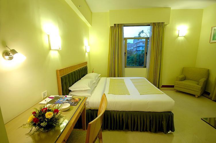 The Senator Hotel Kolkata Luaran gambar