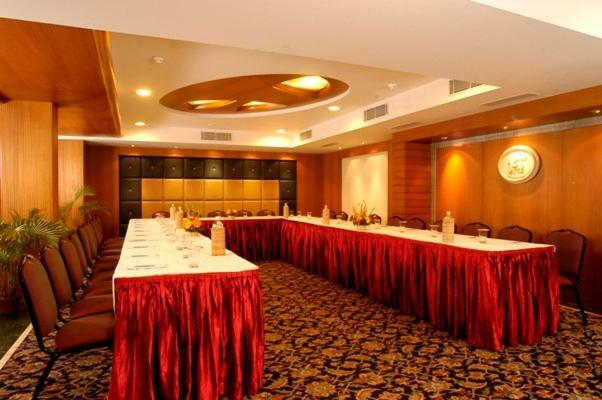 The Senator Hotel Kolkata Luaran gambar
